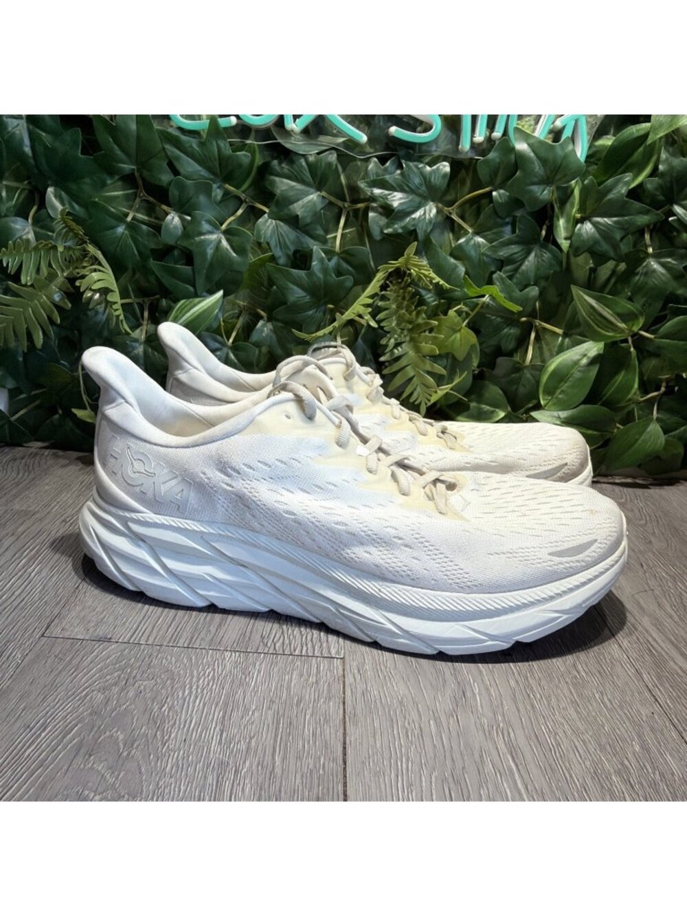 Hoka One One Clifton 8 Wide 1121374 WWH White Running Shoes Sneaker Mens 12 2E